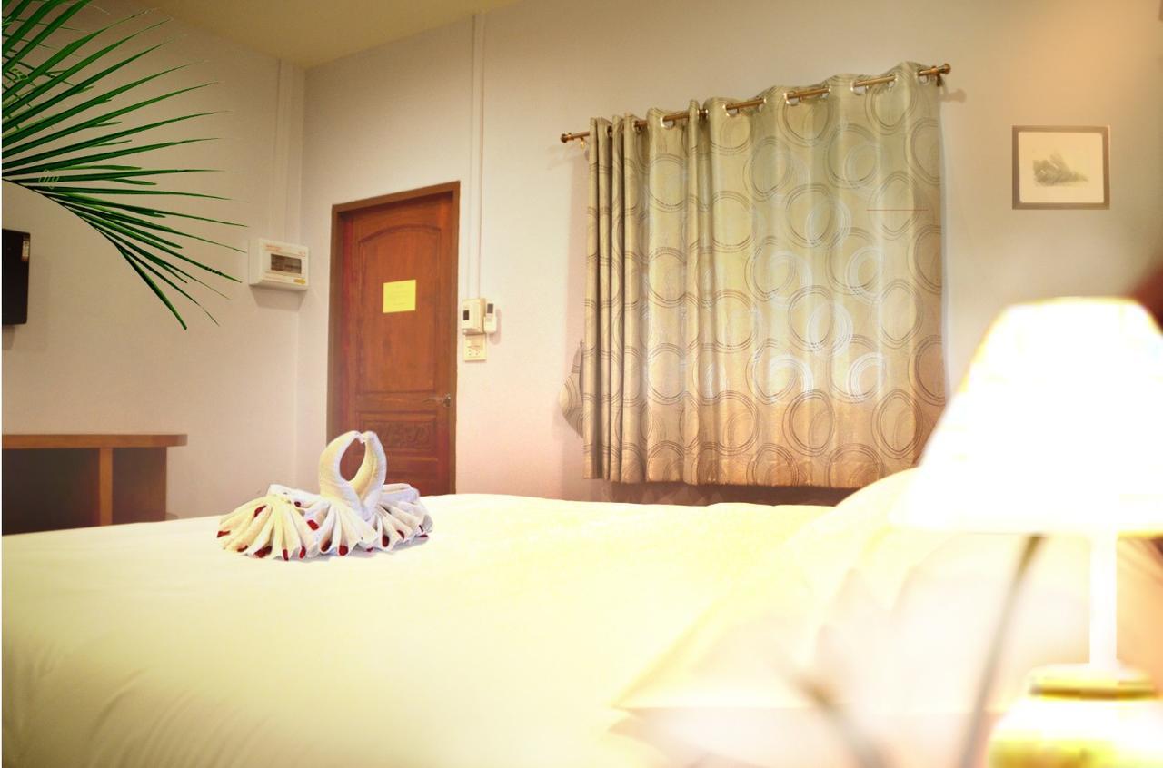 Chao Phraya Home Ban Bon  Exterior photo
